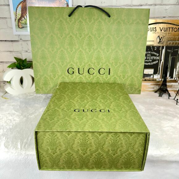 GUCCI Large Magnetic Closure Storage Box and Shopping Bag gift set GOOD - Picture 1 of 10